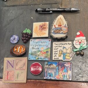 Assorted Decorative Magnets Set